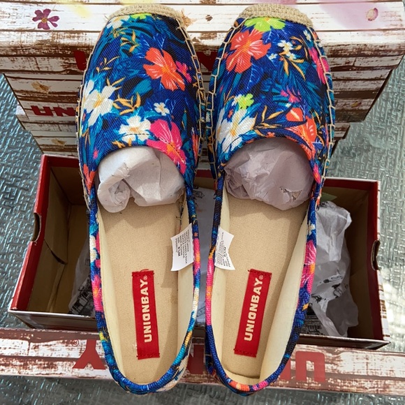 NEW! UNIONBAY FANNIE Tropical Canvas Espadrilles - Picture 2 of 11